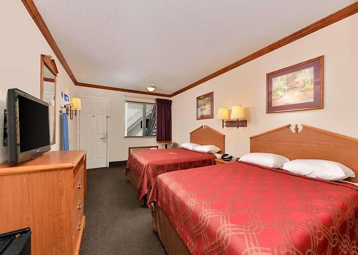 Lodge Econo Killeen